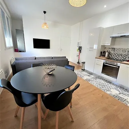 Διαμέρισμα Proche Hyper-centre 6 Couchages Renove